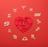Horoscop 2025: Cele patru semne zodiacale care își vor găsi sufletul pereche până la sfârșitul anului